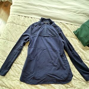 Long sleeve scrub top